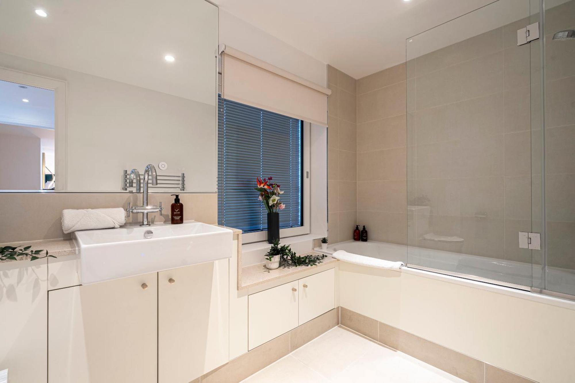 Stay At Victoria London Exterior photo